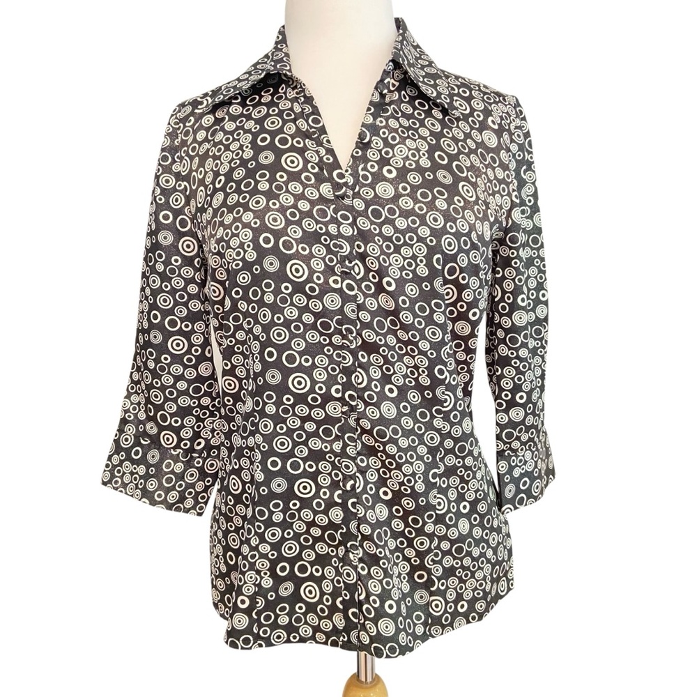 MOFFI International NWT black white blouse circles patterns 3/4 sleeves, button
